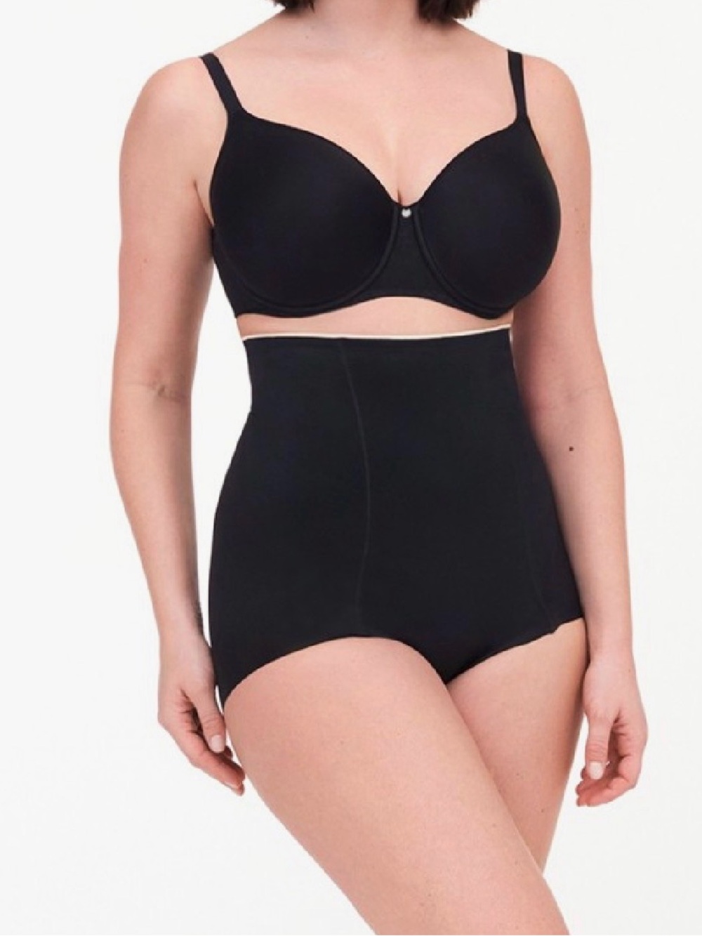 NWT Chantelle black firm control Shapewear M $74.
